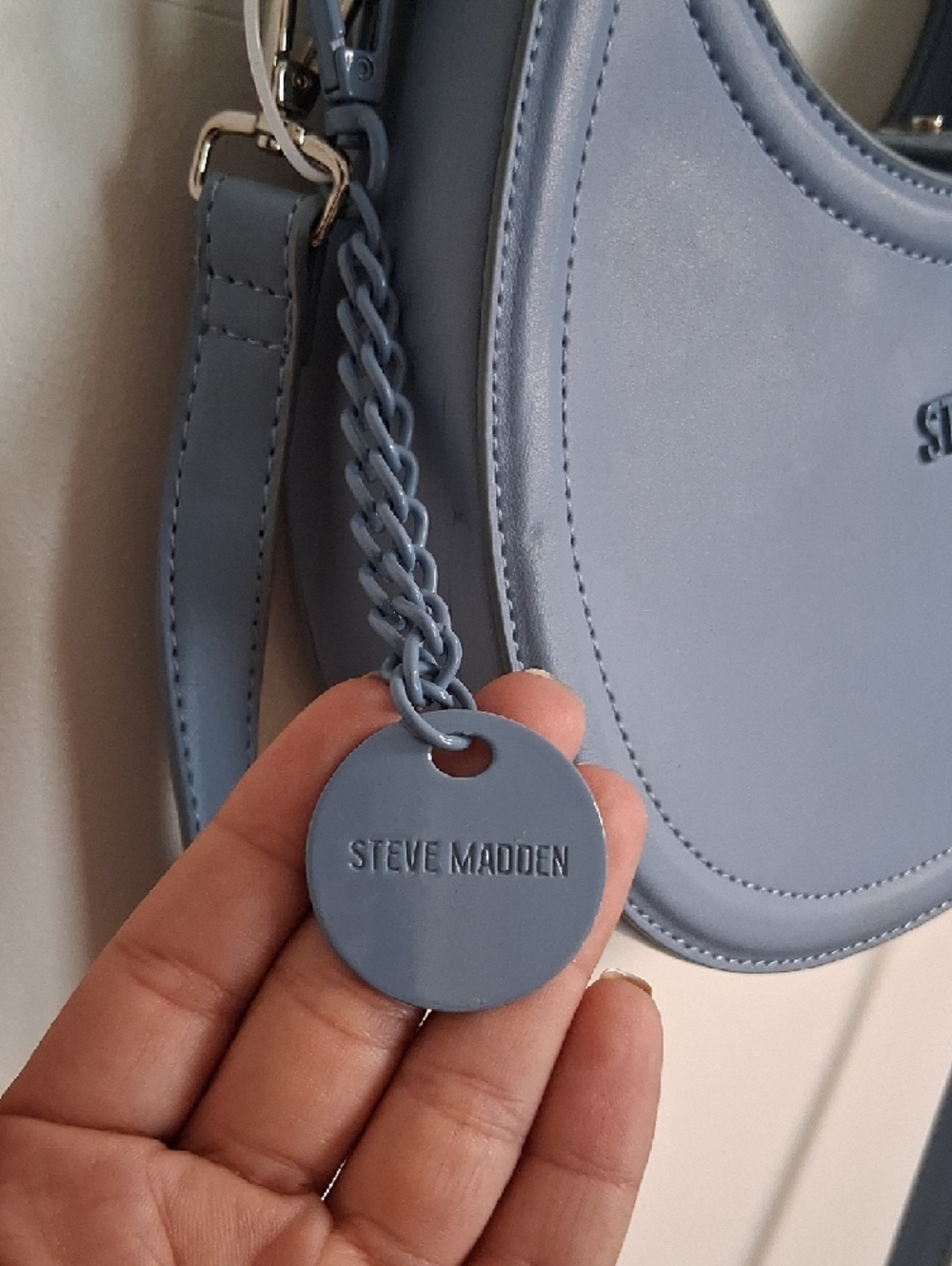 Steve Madden Powder Blue Crescent Shoulder Bag - Picture 3 of 4